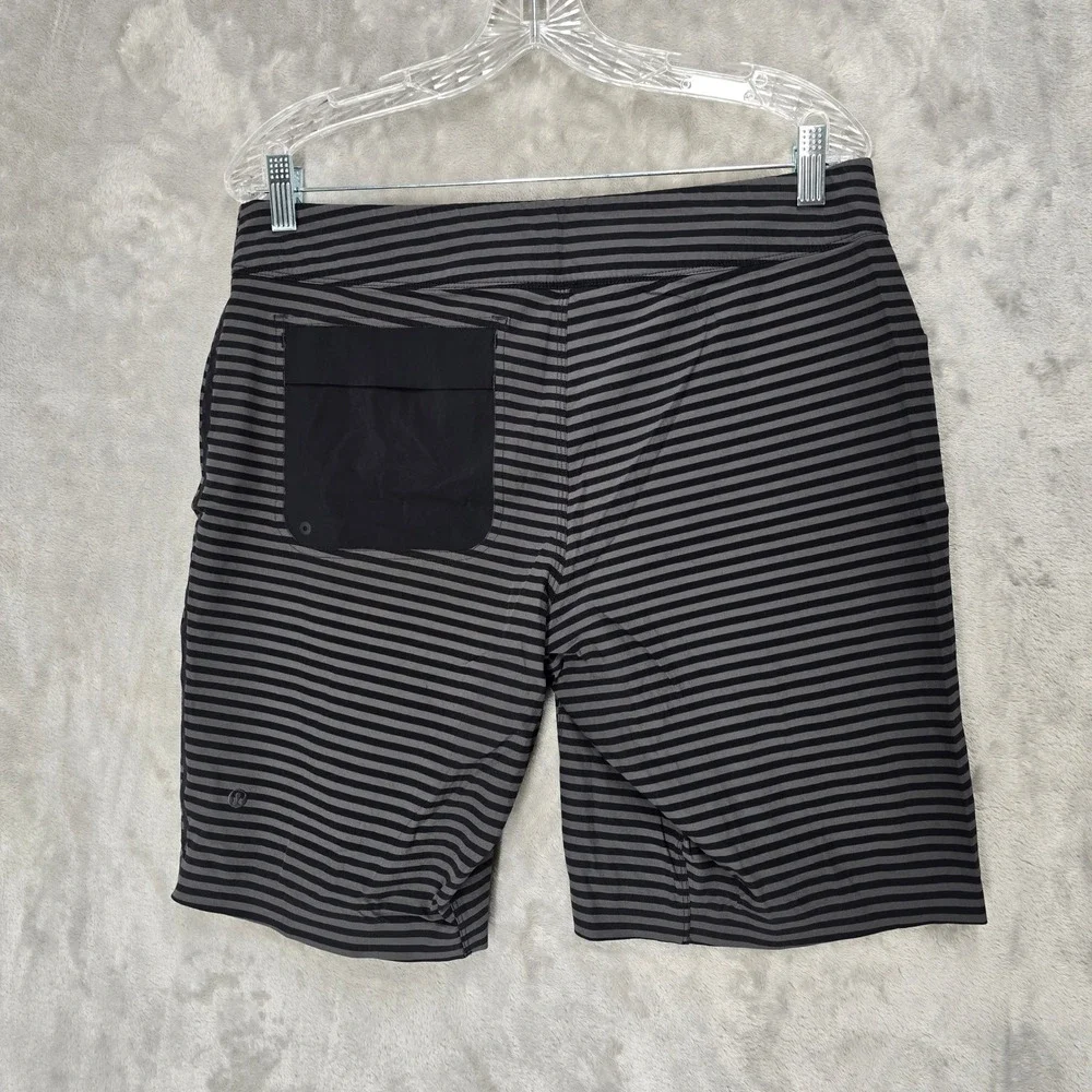 Lululemon Mens Current State Board Shorts Striped Black Grey Size 34 Swim Trunks